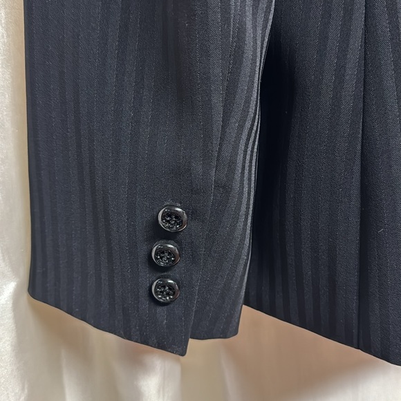 Tahari Black Pinstripe Blazer pants set - Picture 6 of 13